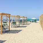 Toscana Viareggio Centro Esclusivo Appartamento Fronte Spiaggia Apartament